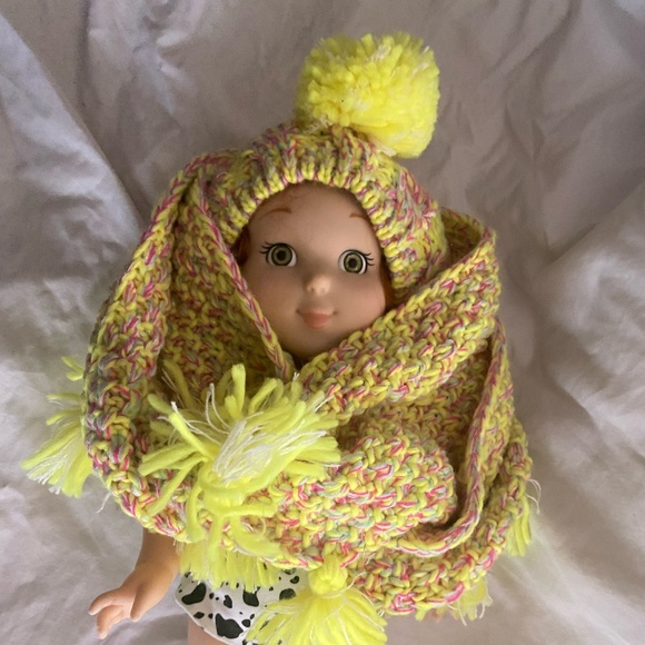 Gifted.  Not for sale Toby Match Set Pom Headband Tassel Infinity Scarf 4-14 - Picture 2 of 13